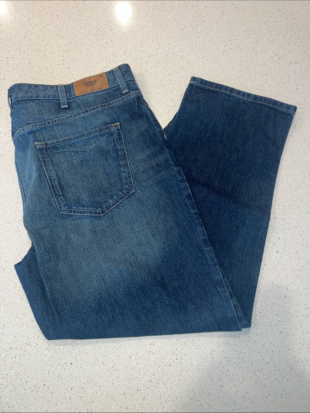 Tommy Hilfiger Men’s Straight Jeans in Blue Denim